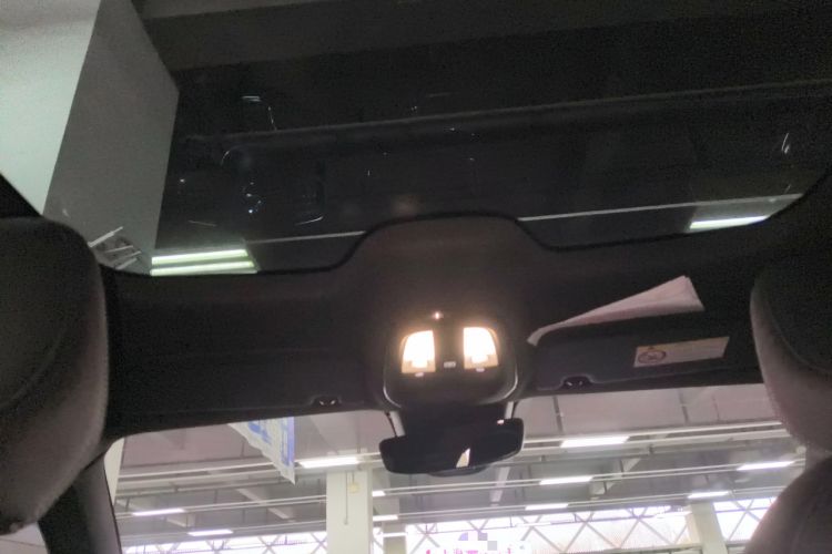 Used Volvo C40 2024 Long-Range PRO Version Headliner