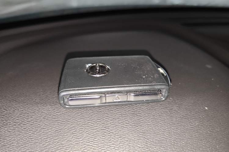 Used Volvo C40 2024 Long-Range PRO Version Interior 1