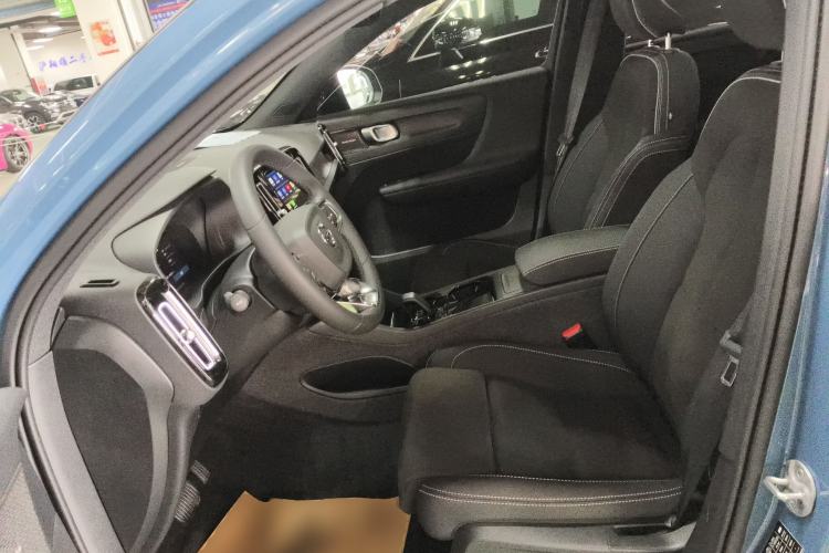 Used Volvo C40 2024 Long-Range PRO Version Left Front Seat