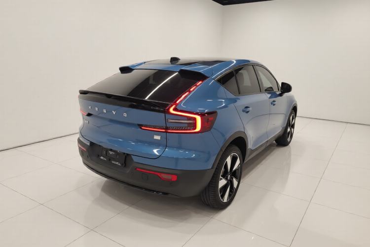 Used Volvo C40 2024 Long-Range PRO Version Rear Right 45 Deg