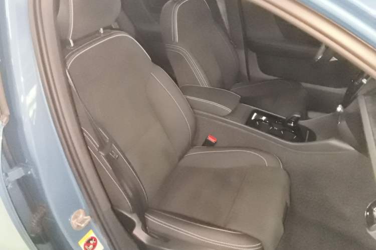 Used Volvo C40 2024 Long-Range PRO Version Right Front Seat