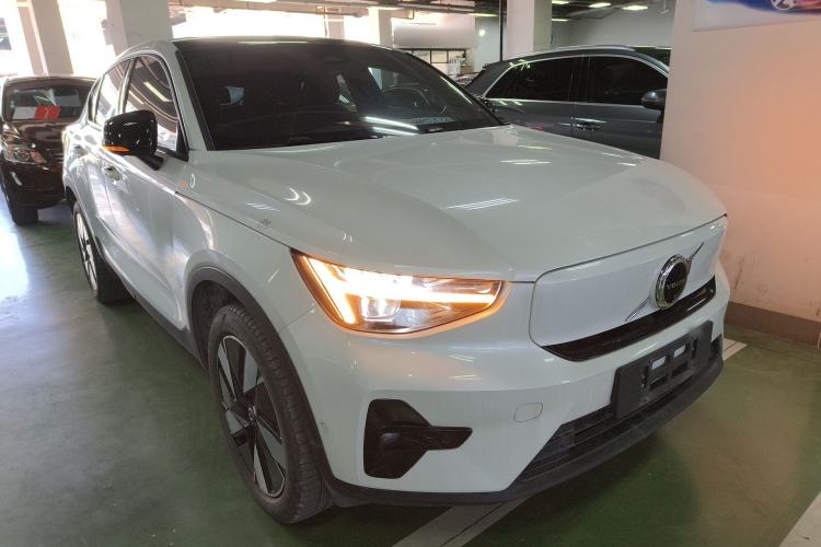Used Volvo C40 2024 Long-Range PRO Version Exterior 1