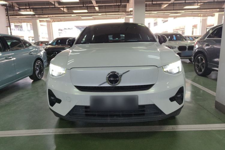 Used Volvo C40 2024 Long-Range PRO Version Front