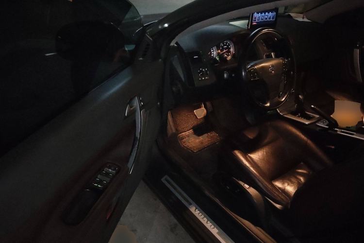 Used Volvo C70 2010 2.5T T5 Driver Seat