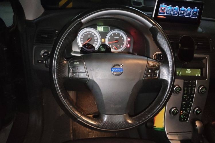 Used Volvo C70 2010 2.5T T5 Steering Wheel