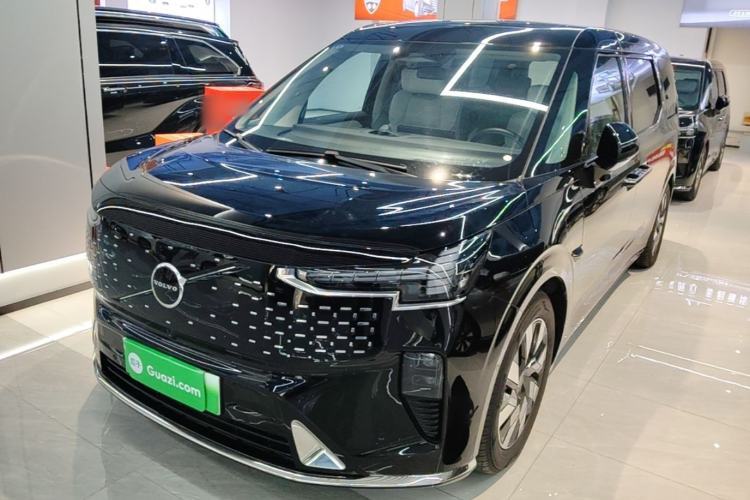 Used Volvo EM90 2025 Ultra Six-Seater Guazi used car, China used car export, Used car for sale, Used  cars, Cheapest cars for sale