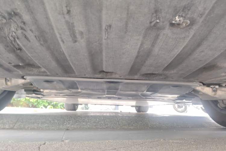 Used Volvo EM90 2025 Ultra Six-Seater Chassis Rear