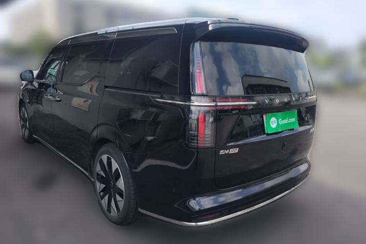 Used Volvo EM90 2025 Ultra Six-Seater Exterior 3