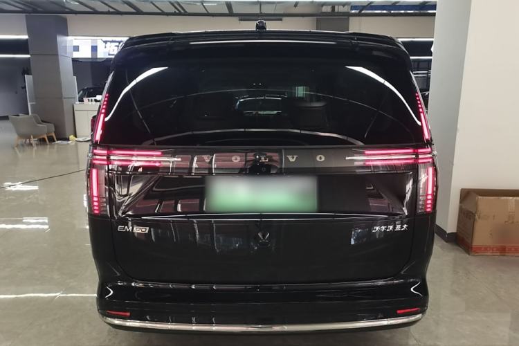Used Volvo EM90 2025 Ultra Six-Seater Exterior 4