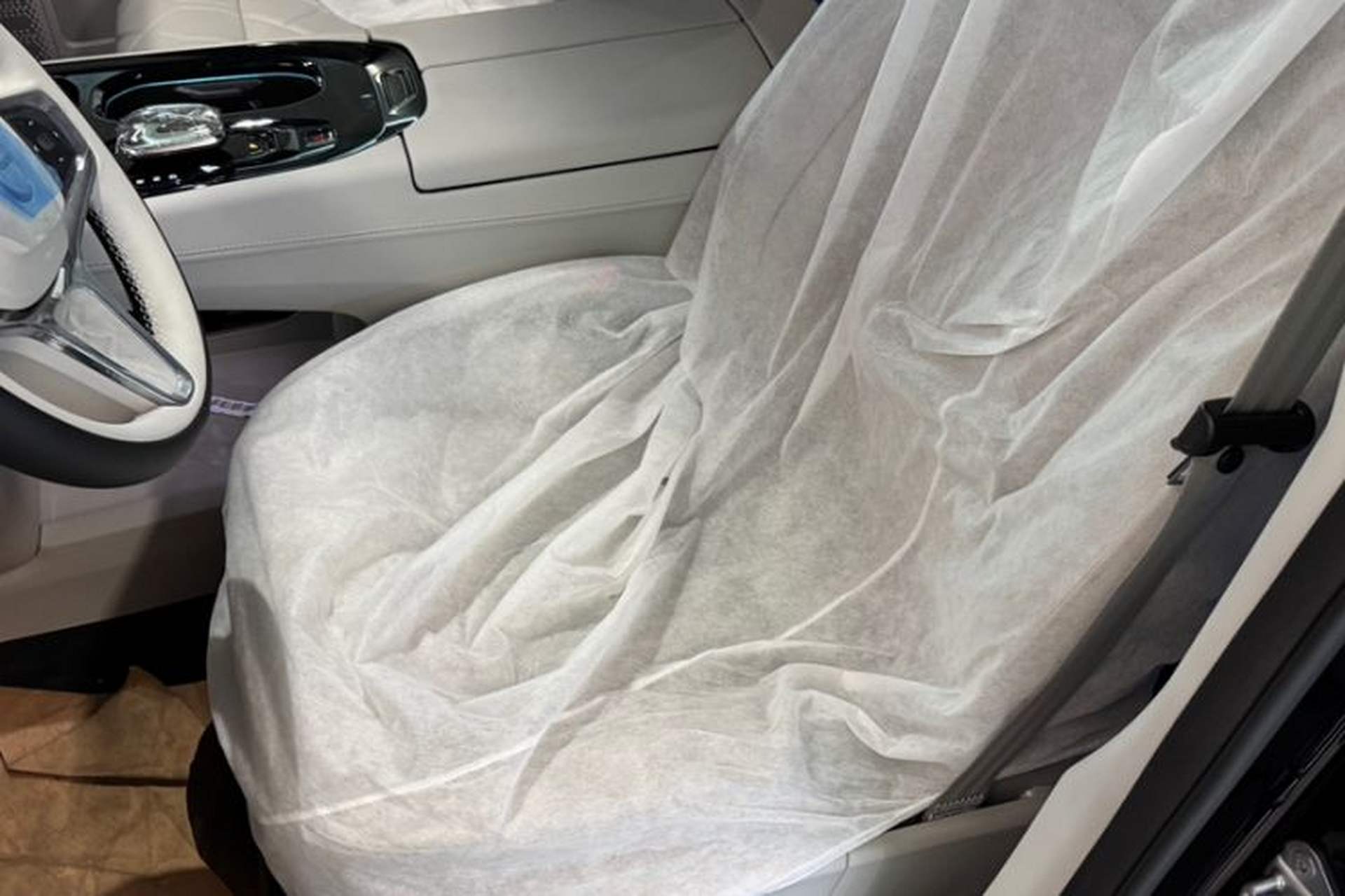 Used Volvo EM90 2025 Ultra Six-Seater Interior 1