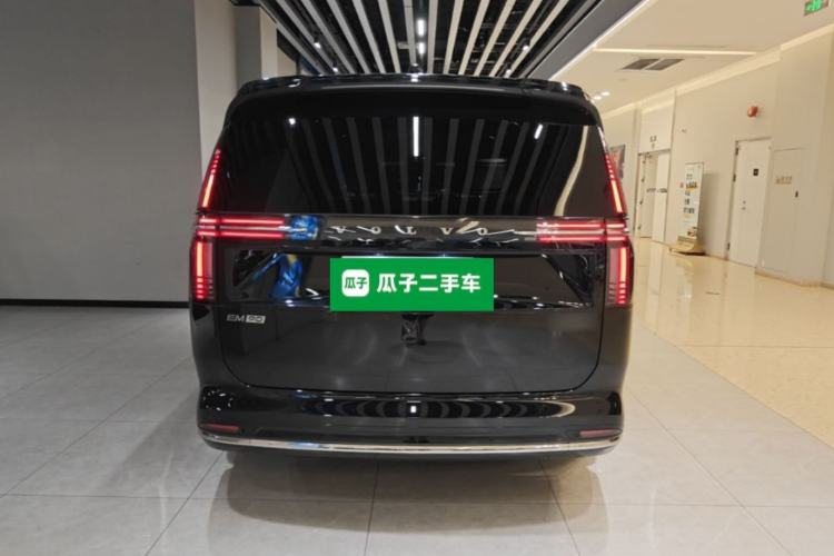 Used Volvo EM90 2025 Ultra Six-Seater Rear