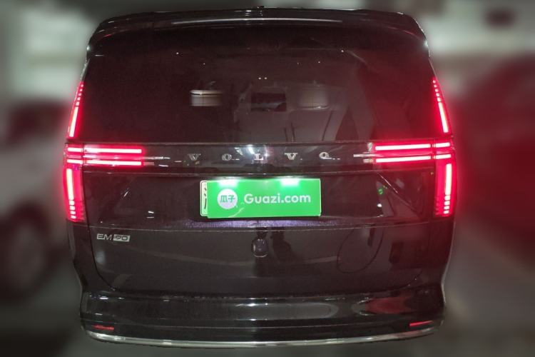 Used Volvo EM90 2025 Ultra Six-Seater Rear