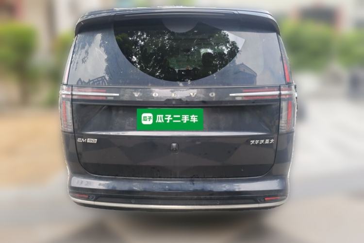 Used Volvo EM90 2025 Ultra Six-Seater Rear