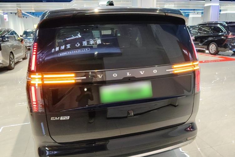 Used Volvo EM90 2025 Ultra Six-Seater Rear