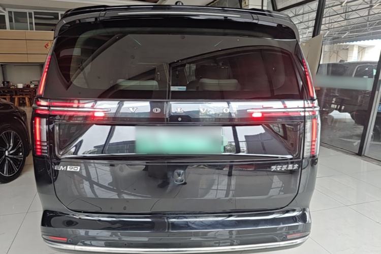 Used Volvo EM90 2025 Ultra Six-Seater Rear