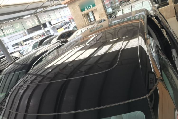 Used Volvo EM90 2025 Ultra Six-Seater Roof