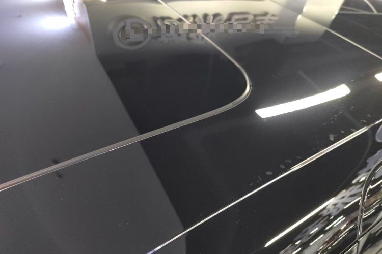 Used Volvo EM90 2025 Ultra Six-Seater Roof