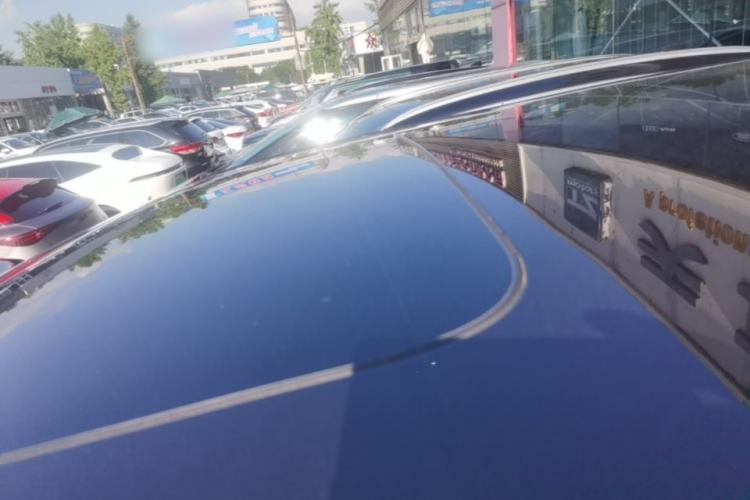 Used Volvo EM90 2025 Ultra Six-Seater Roof