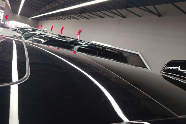 Used Volvo EM90 2025 Ultra Six-Seater Roof