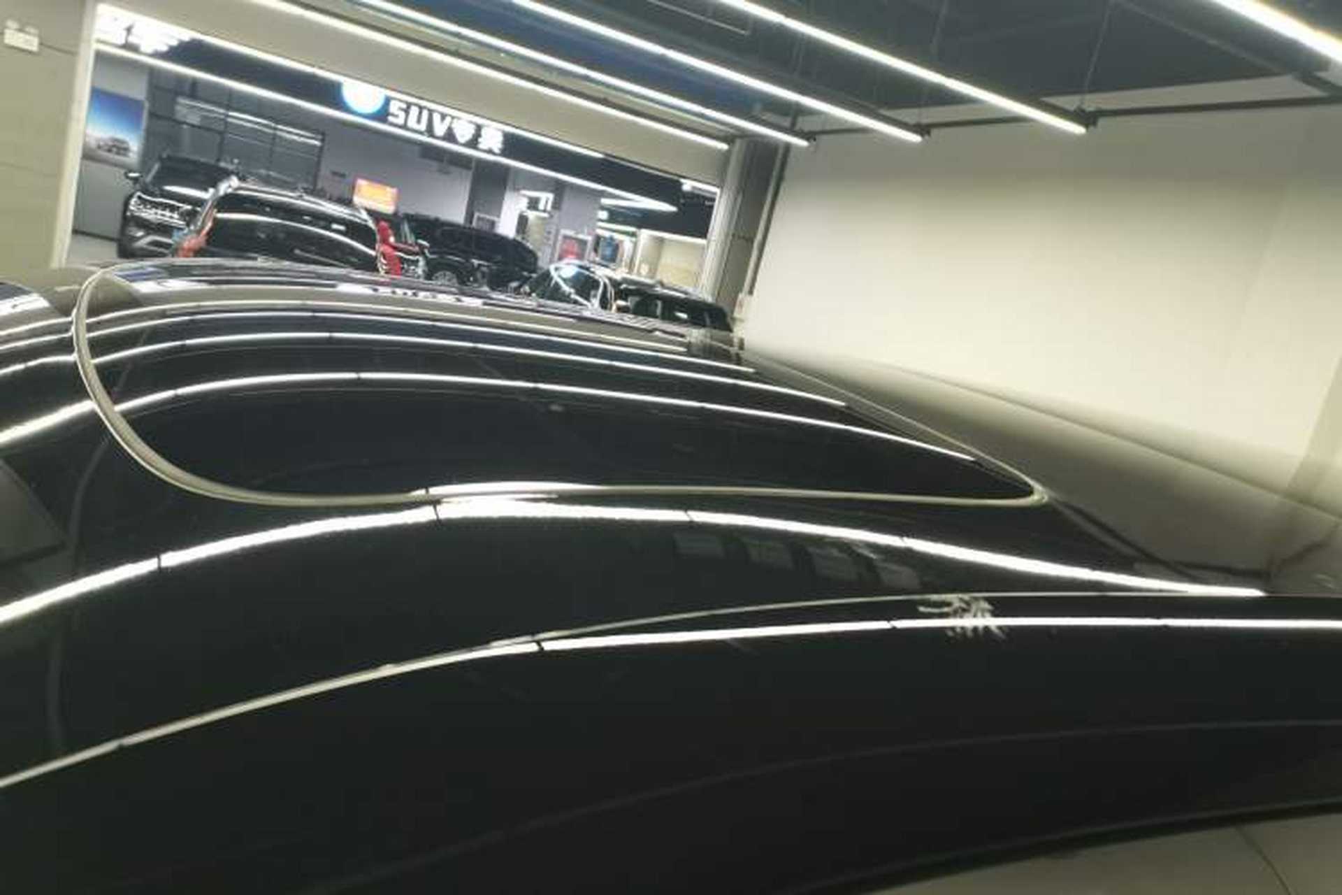 Used Volvo EM90 2025 Ultra Six-Seater Roof