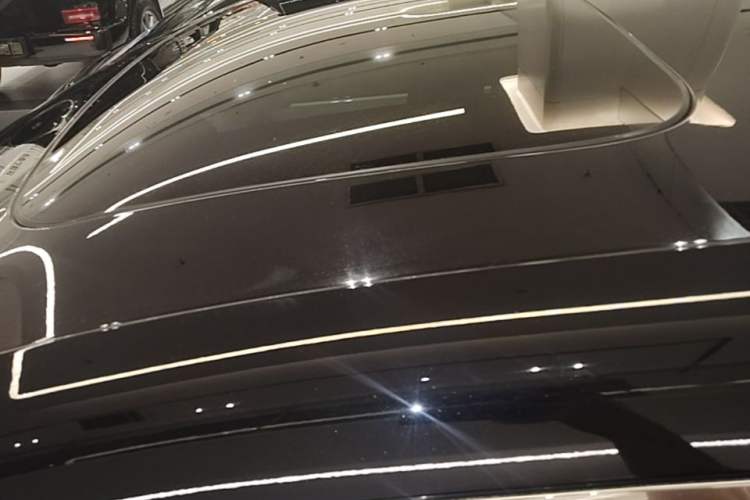 Used Volvo EM90 2025 Ultra Six-Seater Roof