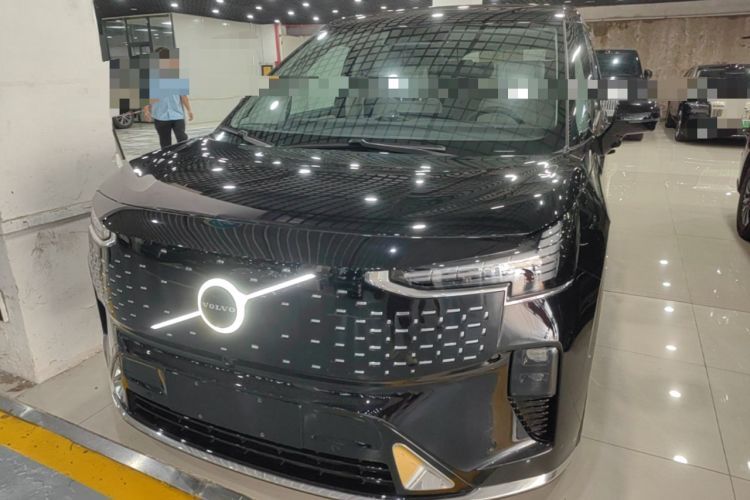 Used Volvo EM90 2025 Ultra Six-Seater Guazi used car, China used car export, Used car for sale, Used Volvo cars, Cheapest cars for sale, Electric vehicle, New energy car