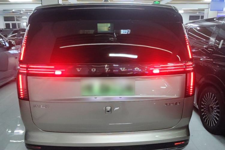 Used Volvo EM90 2025 Ultra Six-Seater Rear