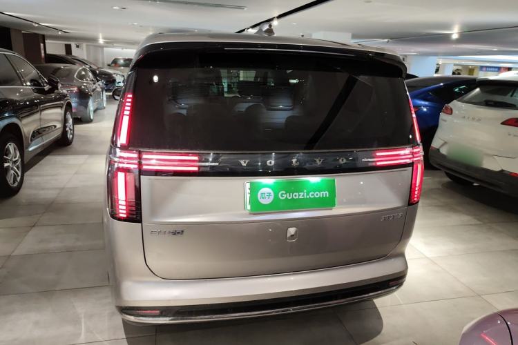 Used Volvo EM90 2025 Ultra Six-Seater Rear