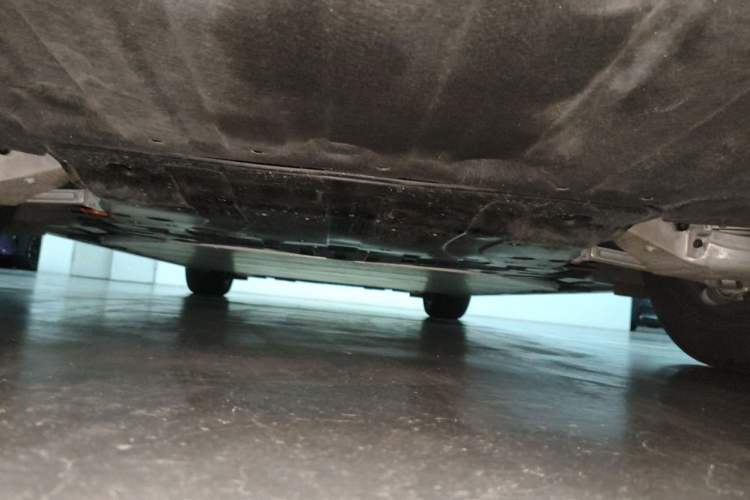 Used Volvo EM90 2025 Ultra Six-Seater Chassis Rear
