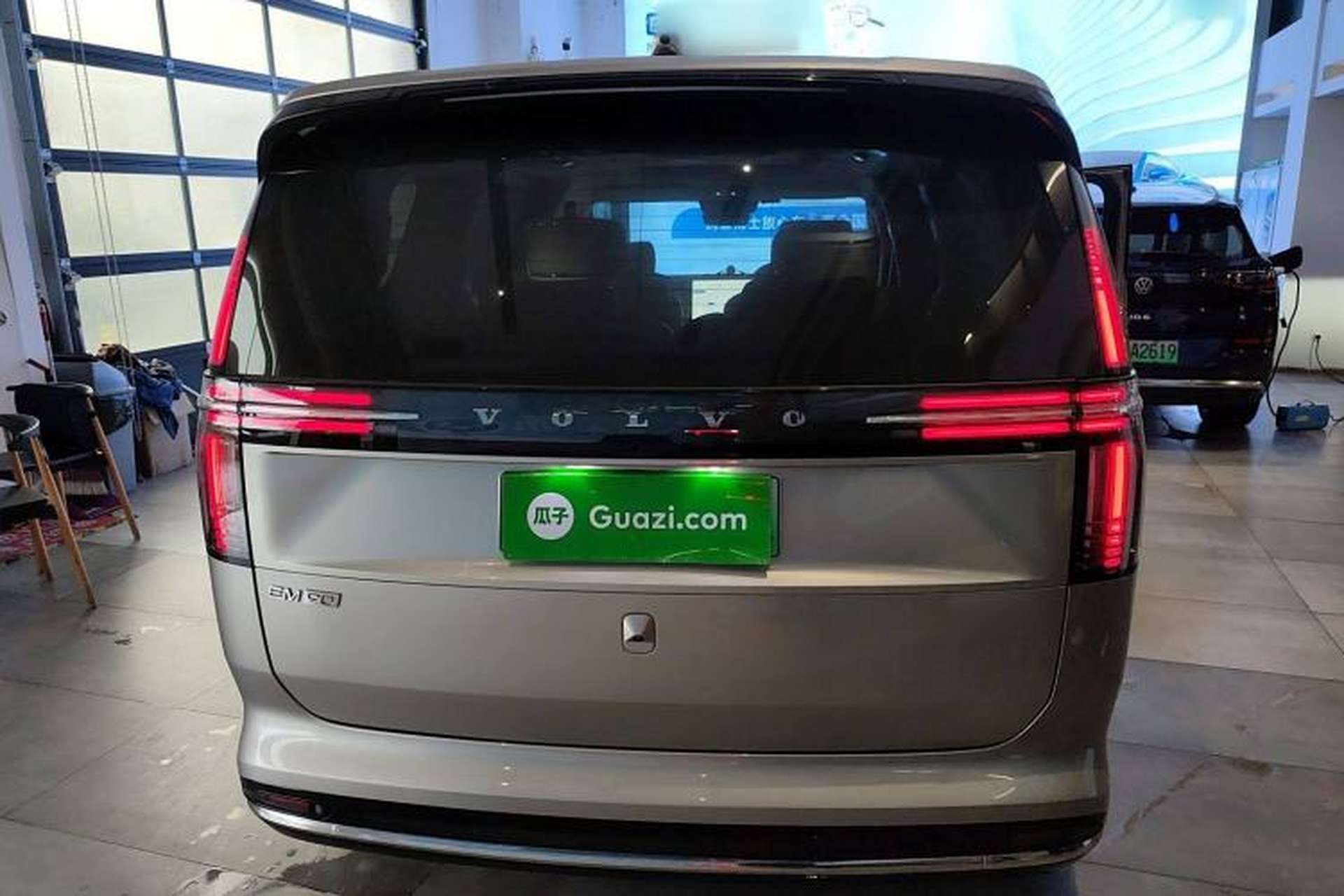 Used Volvo EM90 2025 Ultra Six-Seater Exterior 4