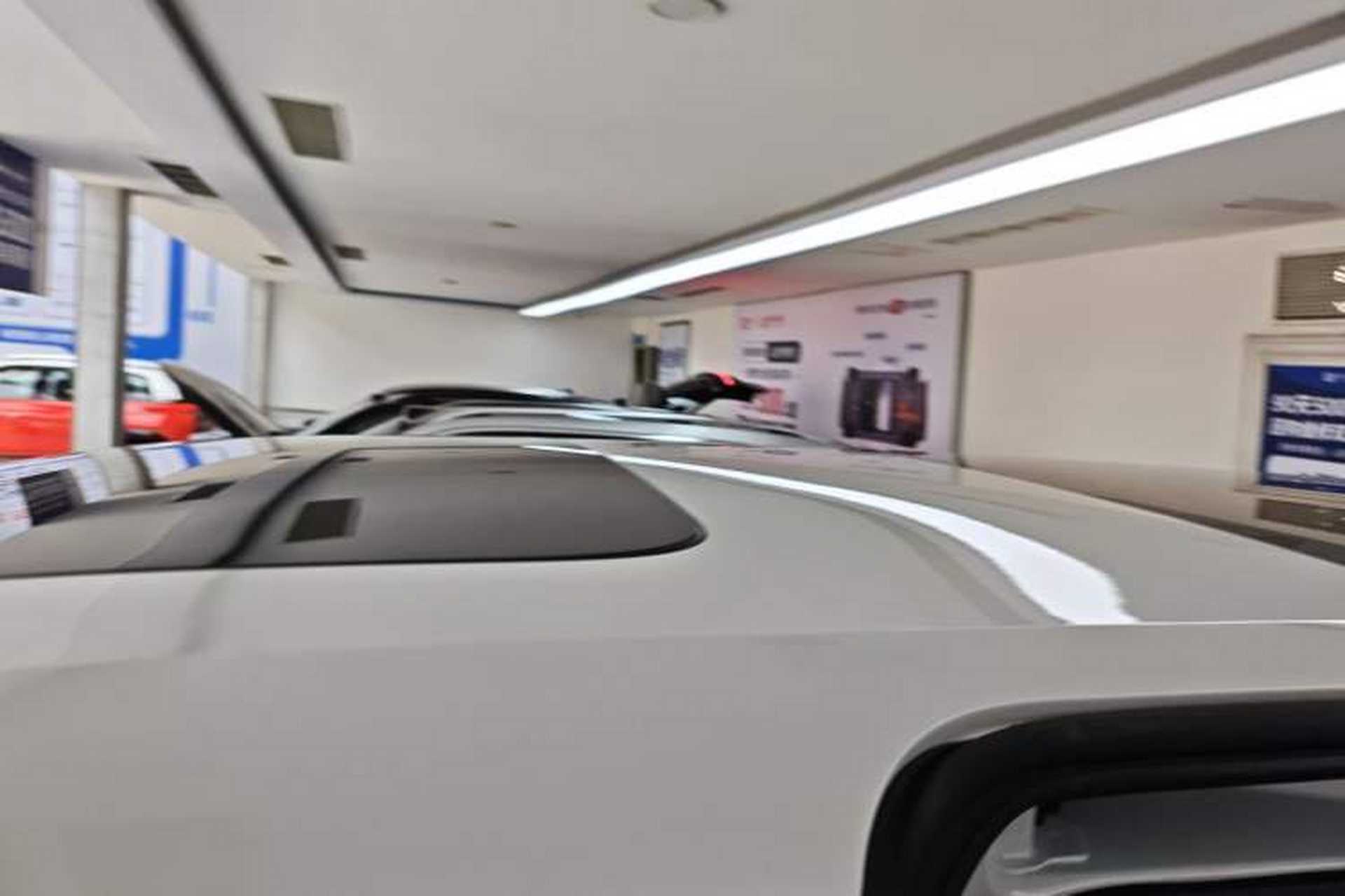 Used Volvo EM90 2025 Ultra Six-Seater Roof