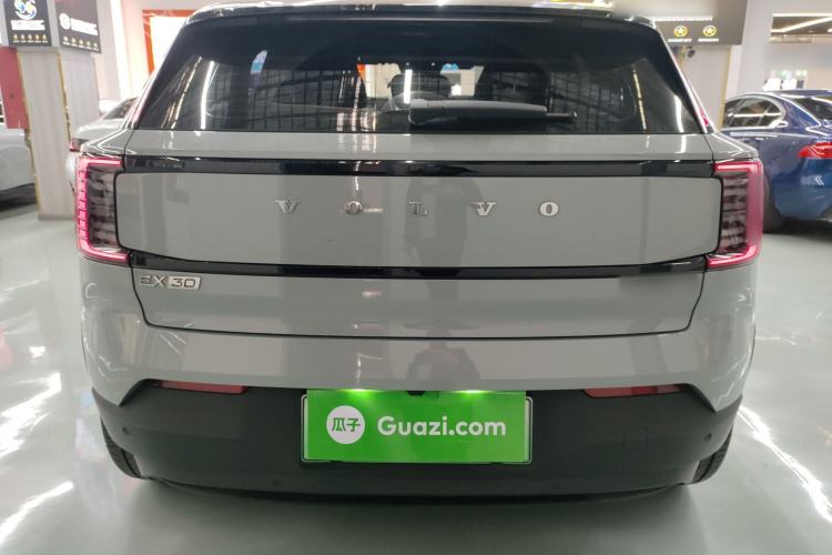 Used Volvo EX30 2025 Rear-Drive Long-Range Version Ultra Rear