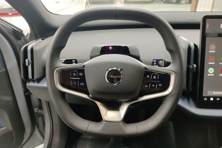 Used Volvo EX30 2025 Rear-Drive Long-Range Version Ultra Steering Wheel