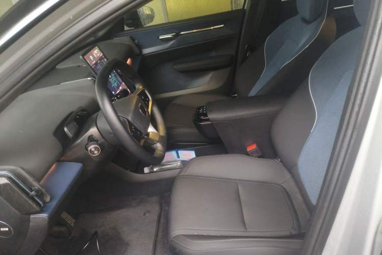 Used Volvo EX30 2025 Rear-Drive Long-Range Version Ultra Left Front Seat