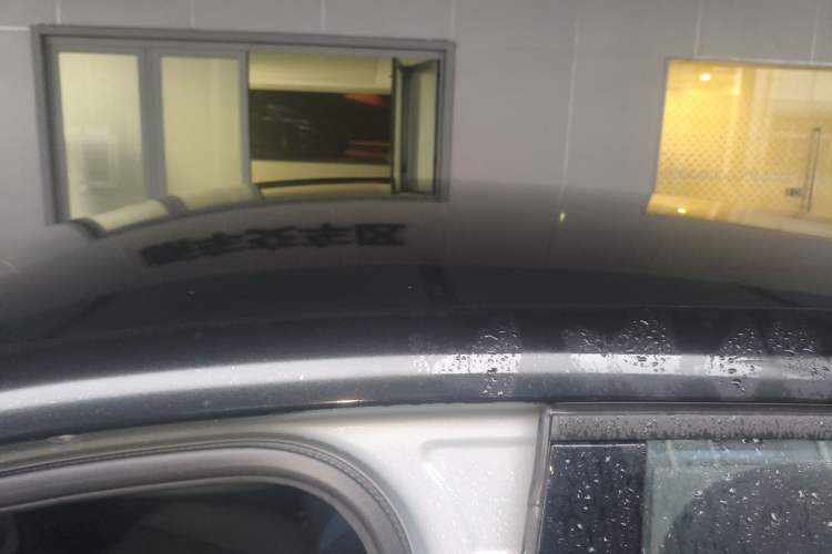 Used Volvo EX30 2025 Rear-Drive Long-Range Version Ultra Roof