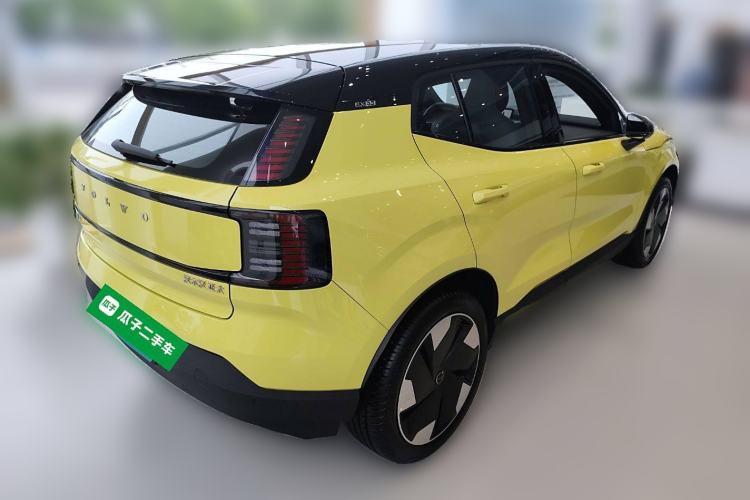 Used Volvo EX30 2025 Rear-Drive Long-Range Plus Model Rear Right 45 Deg