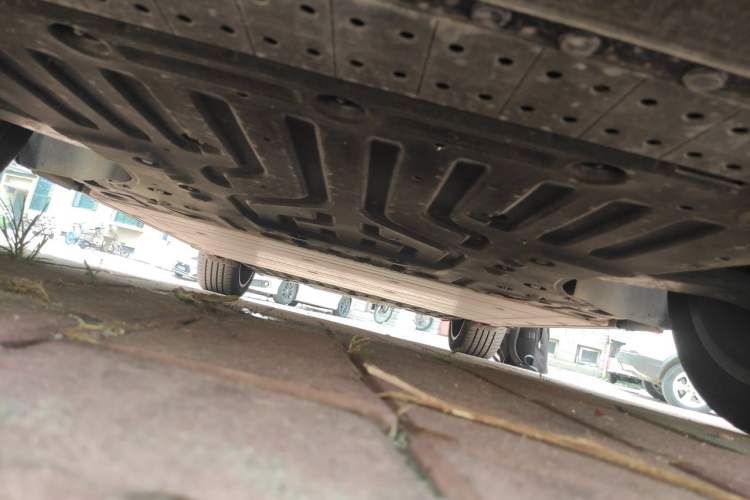 Used Volvo EX30 2025 Rear-Drive Long-Range Version Ultra Chassis Front
