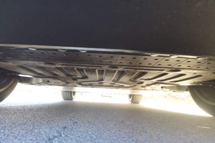 Used Volvo EX30 2025 Rear-Drive Long-Range Plus Model Chassis Front