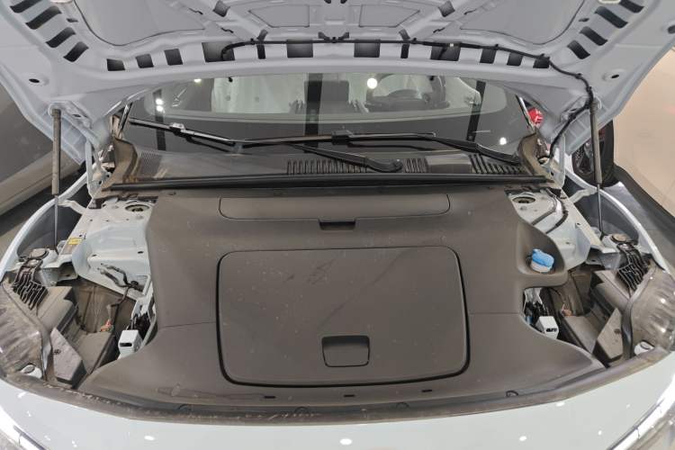 Used Volvo EX30 2025 Rear-Drive Long-Range Version Ultra Engine Bay