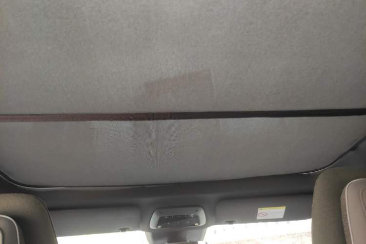 Used Volvo EX30 2025 Rear-Drive Long-Range Version Ultra Headliner