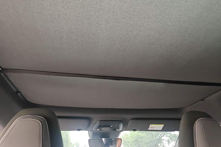 Used Volvo EX30 2025 Rear-Drive Long-Range Version Ultra Headliner