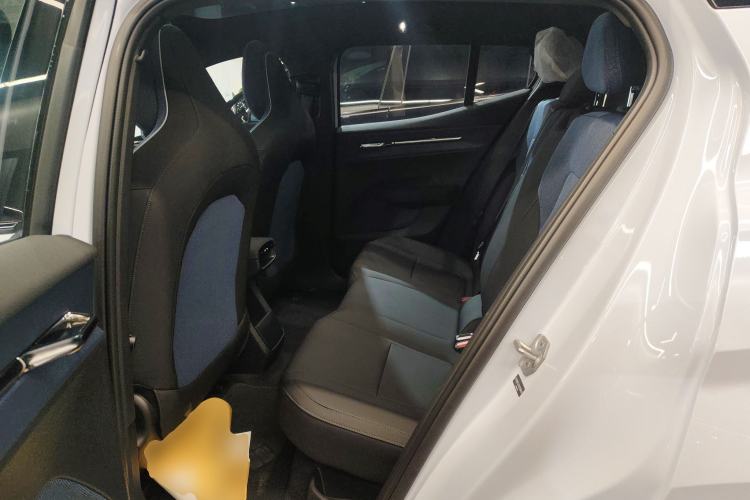Used Volvo EX30 2025 Rear-Drive Long-Range Plus Model Interior 4