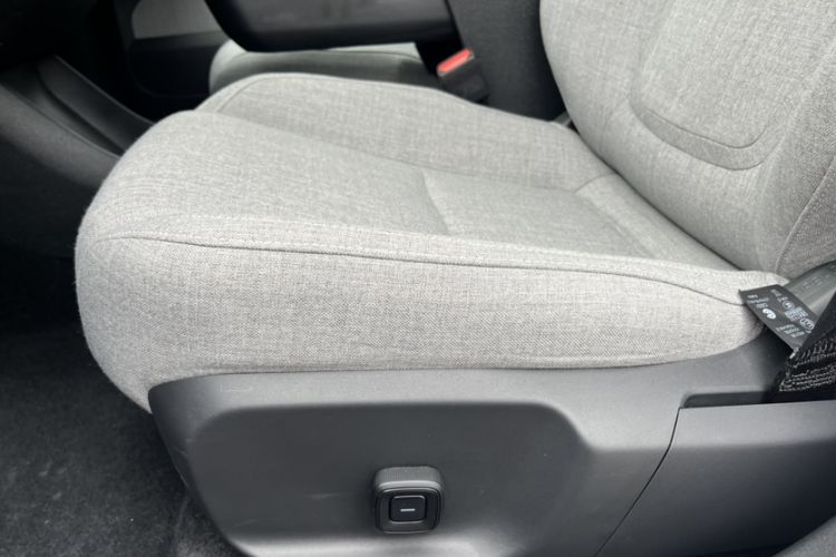 Used Volvo EX30 2025 Rear-Drive Long-Range Version Ultra Interior 6