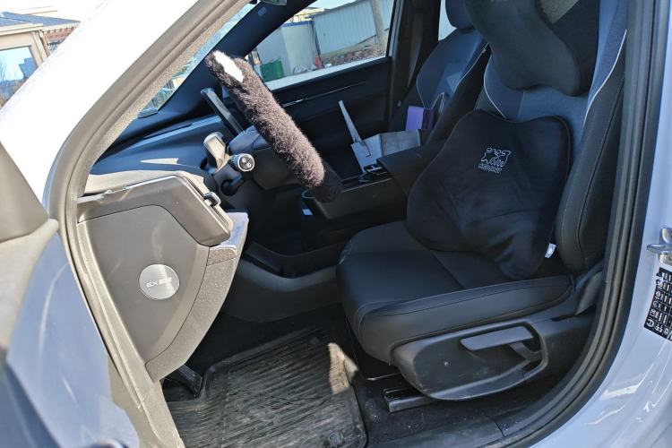 Used Volvo EX30 2025 Rear-Drive Core Left Front Seat