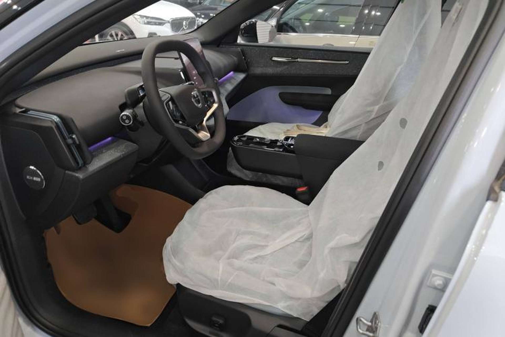 Used Volvo EX30 2025 Rear-Drive Long-Range Version Ultra Left Front Seat