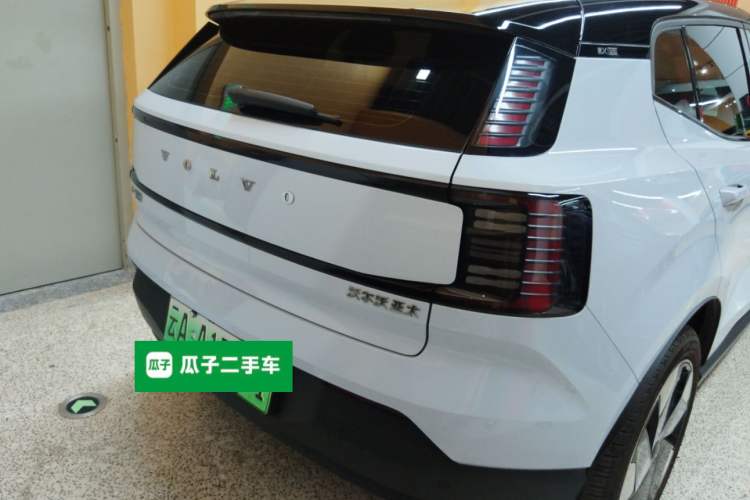 Used Volvo EX30 2025 Rear-Drive Long-Range Plus Model Rear