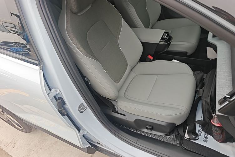 Used Volvo EX30 2025 Rear-Drive Long-Range Version Ultra Right Front Seat