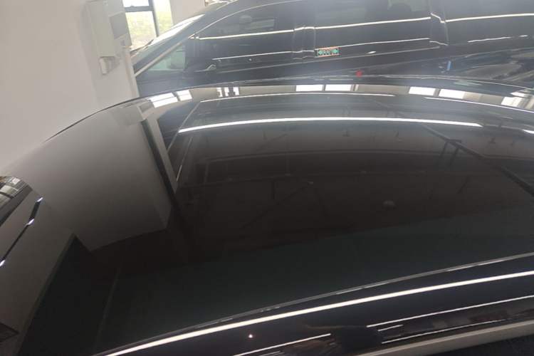 Used Volvo EX30 2025 Rear-Drive Long-Range Version Ultra Roof