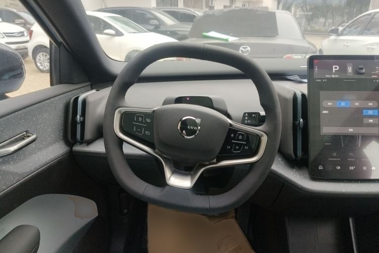 Used Volvo EX30 2025 Rear-Drive Long-Range Version Ultra Steering Wheel