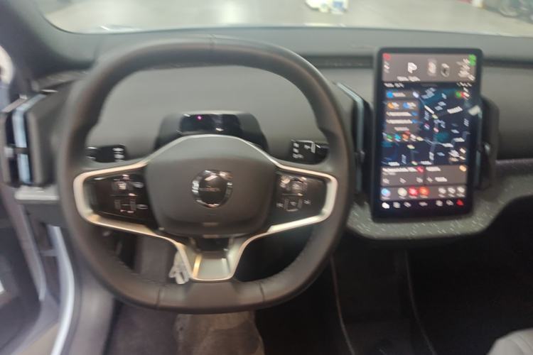 Used Volvo EX30 2025 Rear-Drive Long-Range Version Ultra Steering Wheel